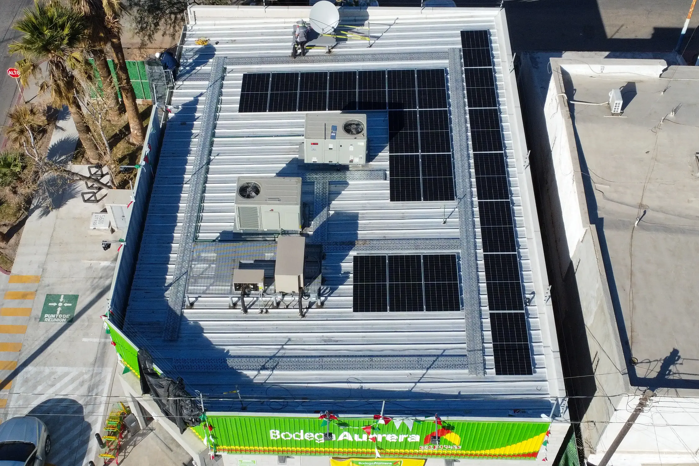 Paneles solares comerciales - I-Vert Energy